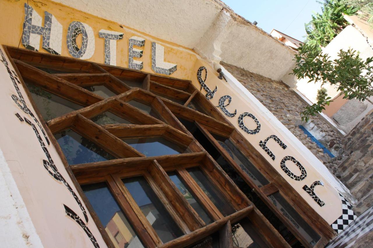 Hotel Leonor Beni Chiker ภายนอก รูปภาพ
