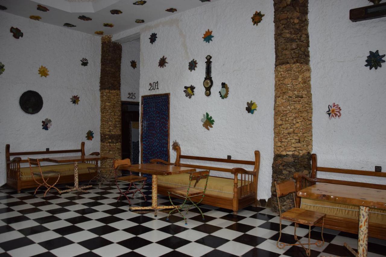 Hotel Leonor Beni Chiker ภายนอก รูปภาพ